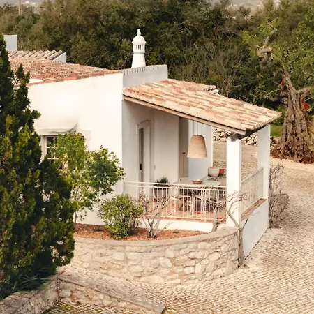 Apartment Fora Family Friendly, Design-led Countryside Houses, Pool & Outdoor Kitchen, 25 Min Faro & Beaches