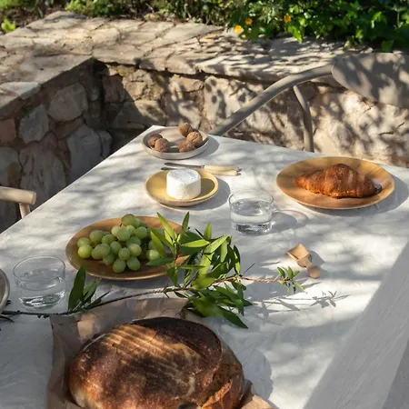 Fora Family Friendly, Design-led Countryside Houses, Pool & Outdoor Kitchen, 25 Min Faro & Beaches Apartment Estoi