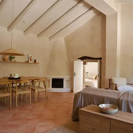 Fora Family Friendly, Design-led Countryside Houses, Pool & Outdoor Kitchen, 25 Min Faro & Beaches