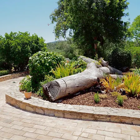 Fora Family Friendly, Design-led Countryside Houses, Pool & Outdoor Kitchen, 25 Min Faro & Beaches Apartment *